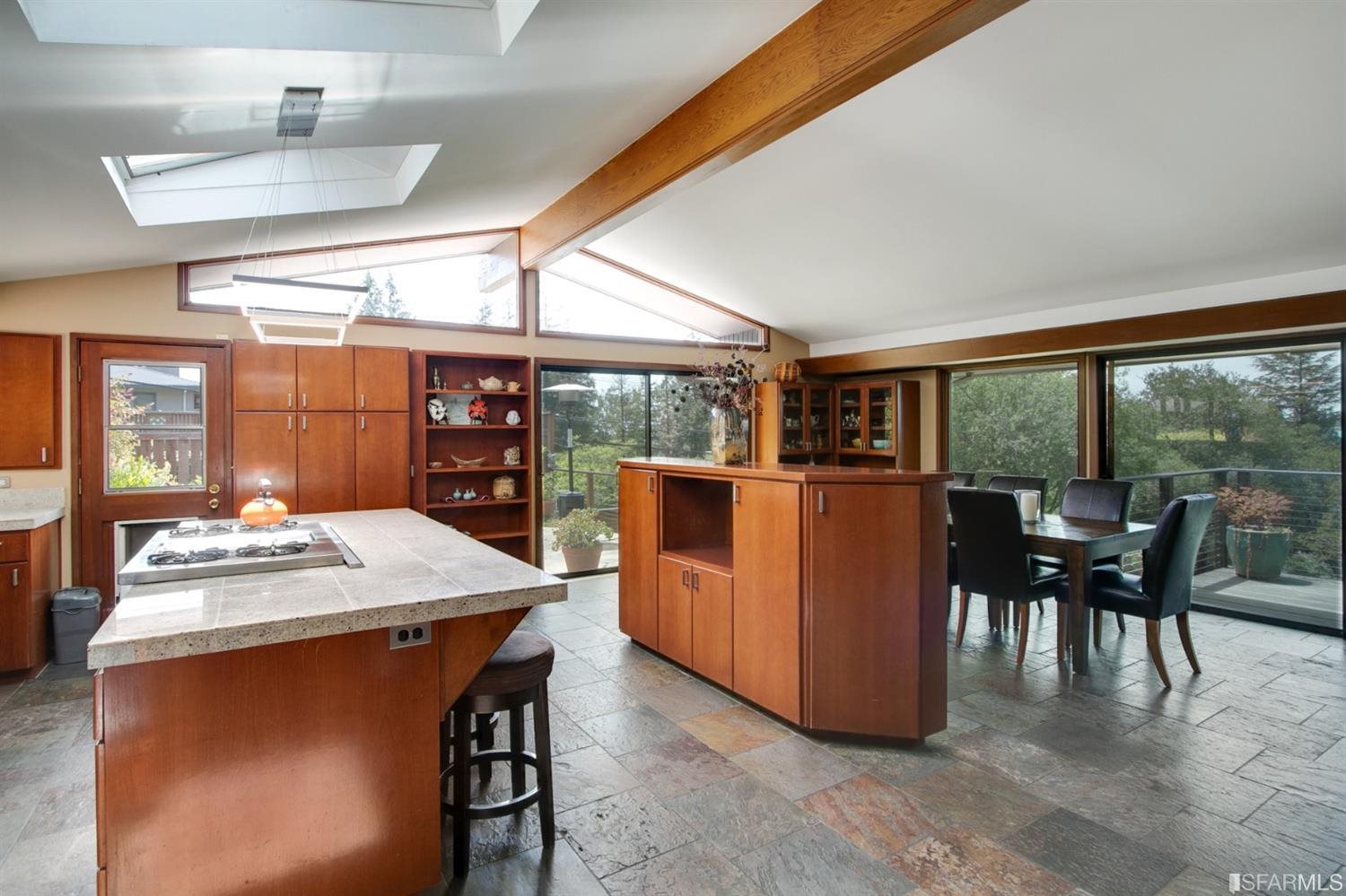 5545 Fernhoff Road Oakland, CA 94619 - Photo 10 of 37