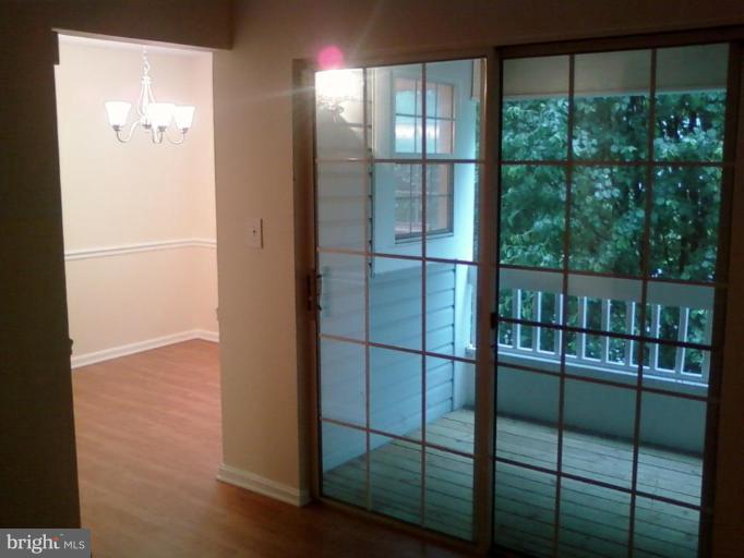 8341 Montgomery Run Road, Unit E Ellicott City, MD 21043 - Photo 4 of 5 Living Room