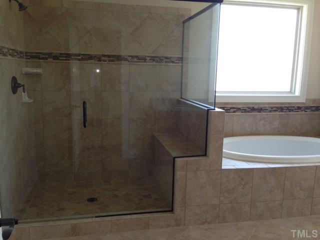 5100 Accabonac Point Raleigh, NC 27612 - Photo 15 of 25 Gallery Image 15