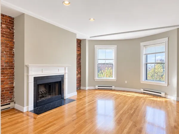 $3,850 | 1750 Washington Street, Unit 10, Boston, MA 02118