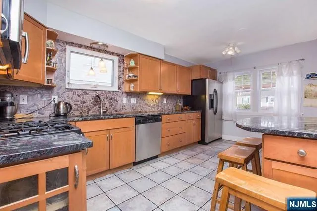 $6,000 | 51 Day Avenue, Tenafly, NJ 07670