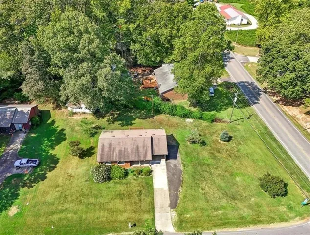 $1,950 | 886 Perimeter Road, Dawsonville, GA 30534