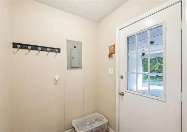 $1,950 | 886 Perimeter Road, Dawsonville, GA 30534