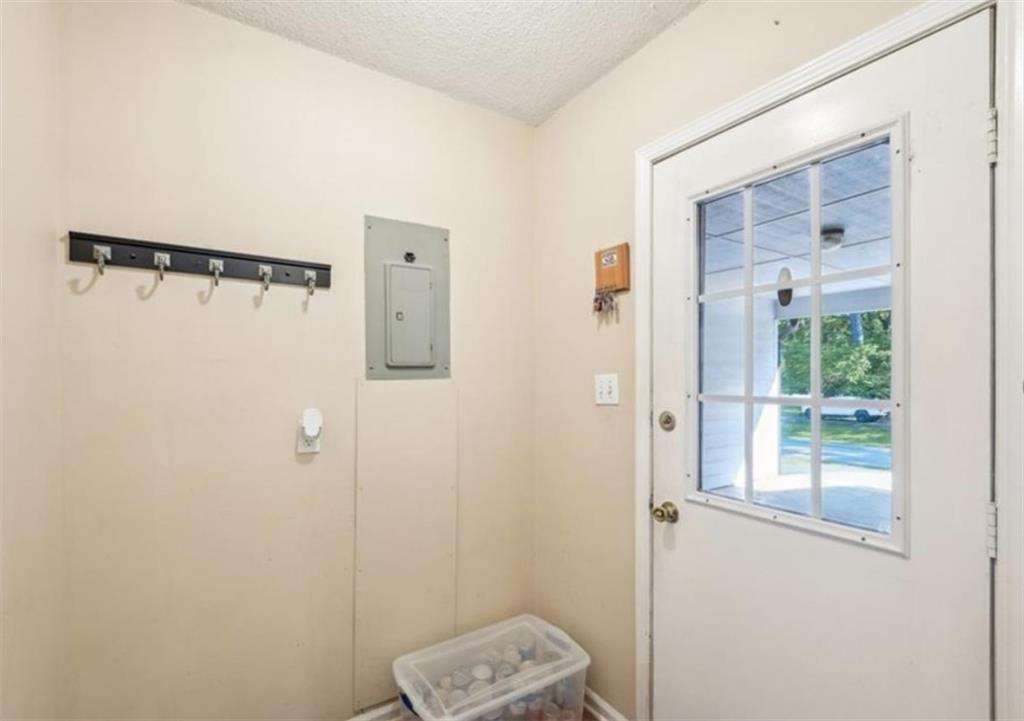 886 Perimeter Road Dawsonville, GA 30534 - Photo 4 of 24