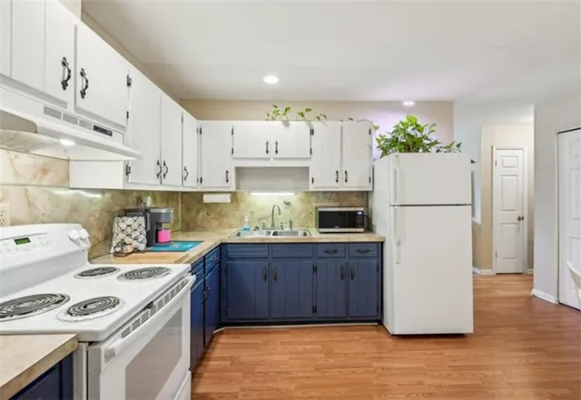 $1,950 | 886 Perimeter Road, Dawsonville, GA 30534