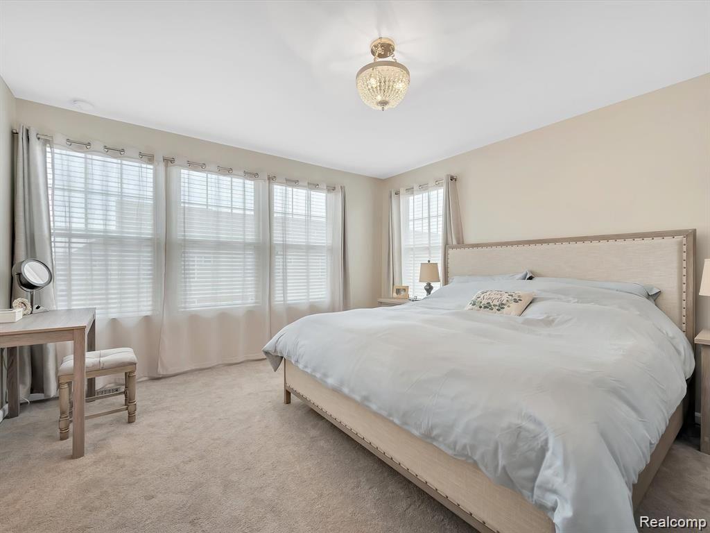2594 Helmsdale Circle Rochester Hills, MI 48307 - Photo 13 of 28