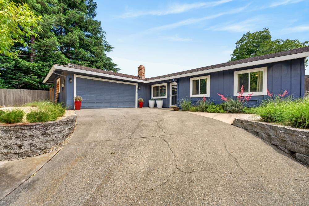 4536 Stonewall Drive Fair Oaks, CA 95628 - Photo 5 of 67
