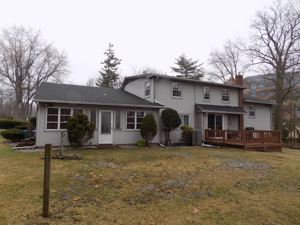 16 Atwater Terrace Springfield, MA 01107 - Photo 5 of 30 Gallery Image 5