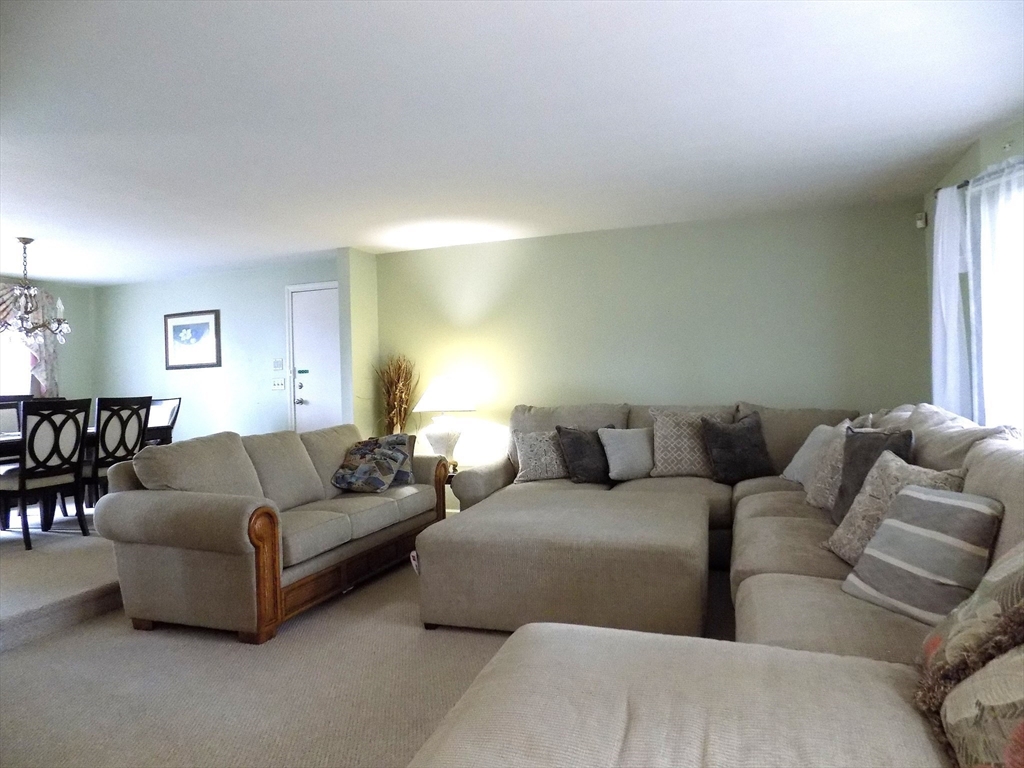 16 Atwater Terrace Springfield, MA 01107 - Photo 10 of 30 Gallery Image 10