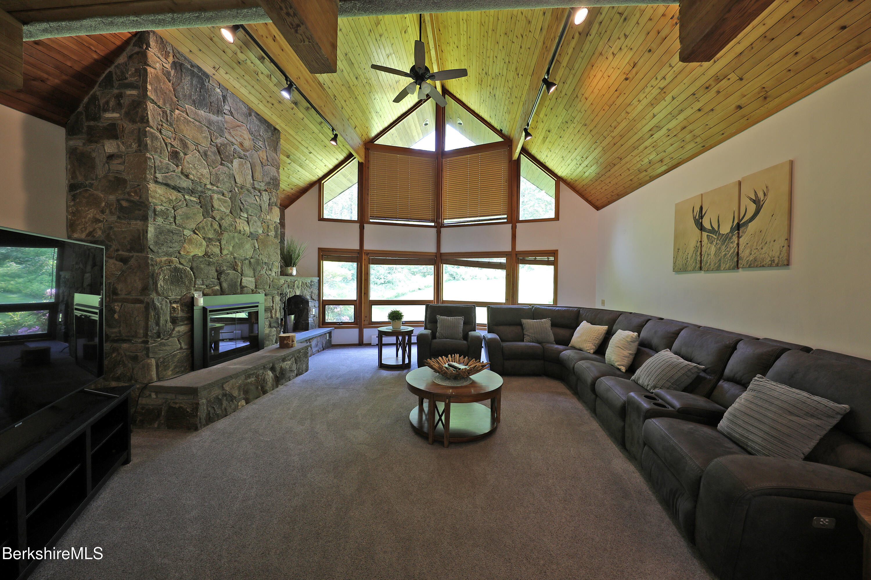 707 Benton Hill Road Becket, MA 01223 - Photo 11 of 56 Living Room