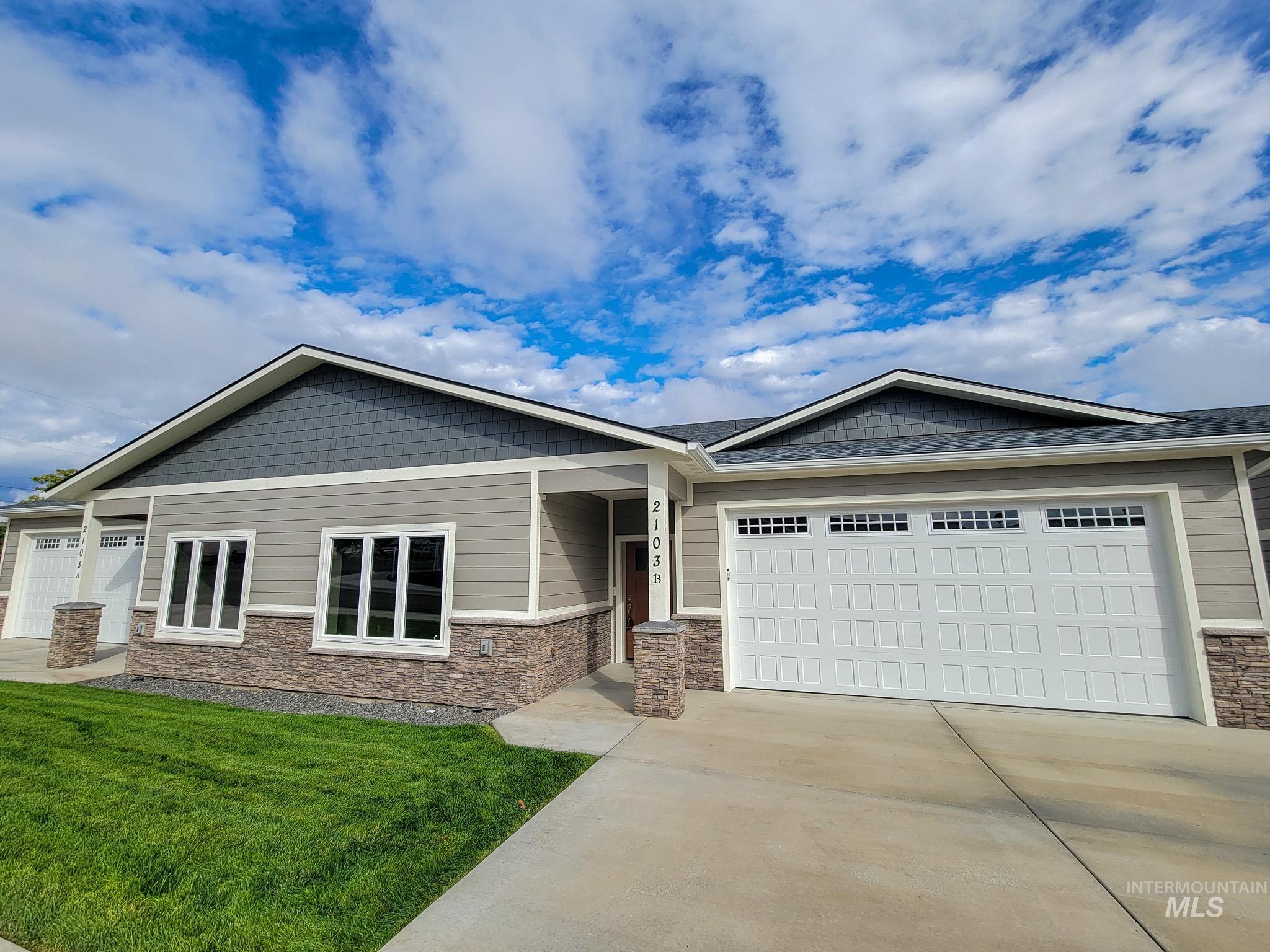 2103 Alder, Unit B Lewiston, ID 83501 - Photo 1 of 27