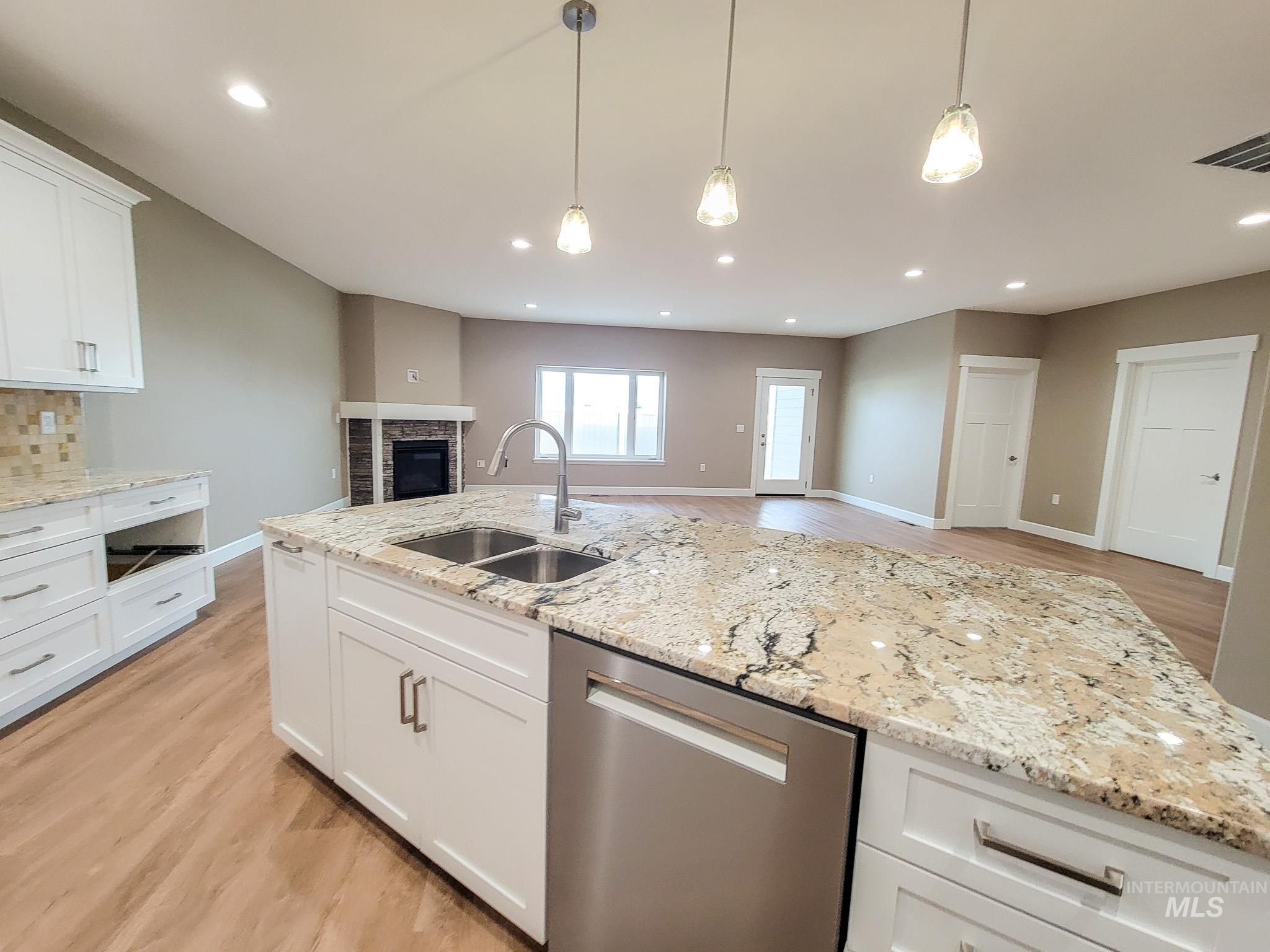 2103 Alder, Unit B Lewiston, ID 83501 - Photo 9 of 27