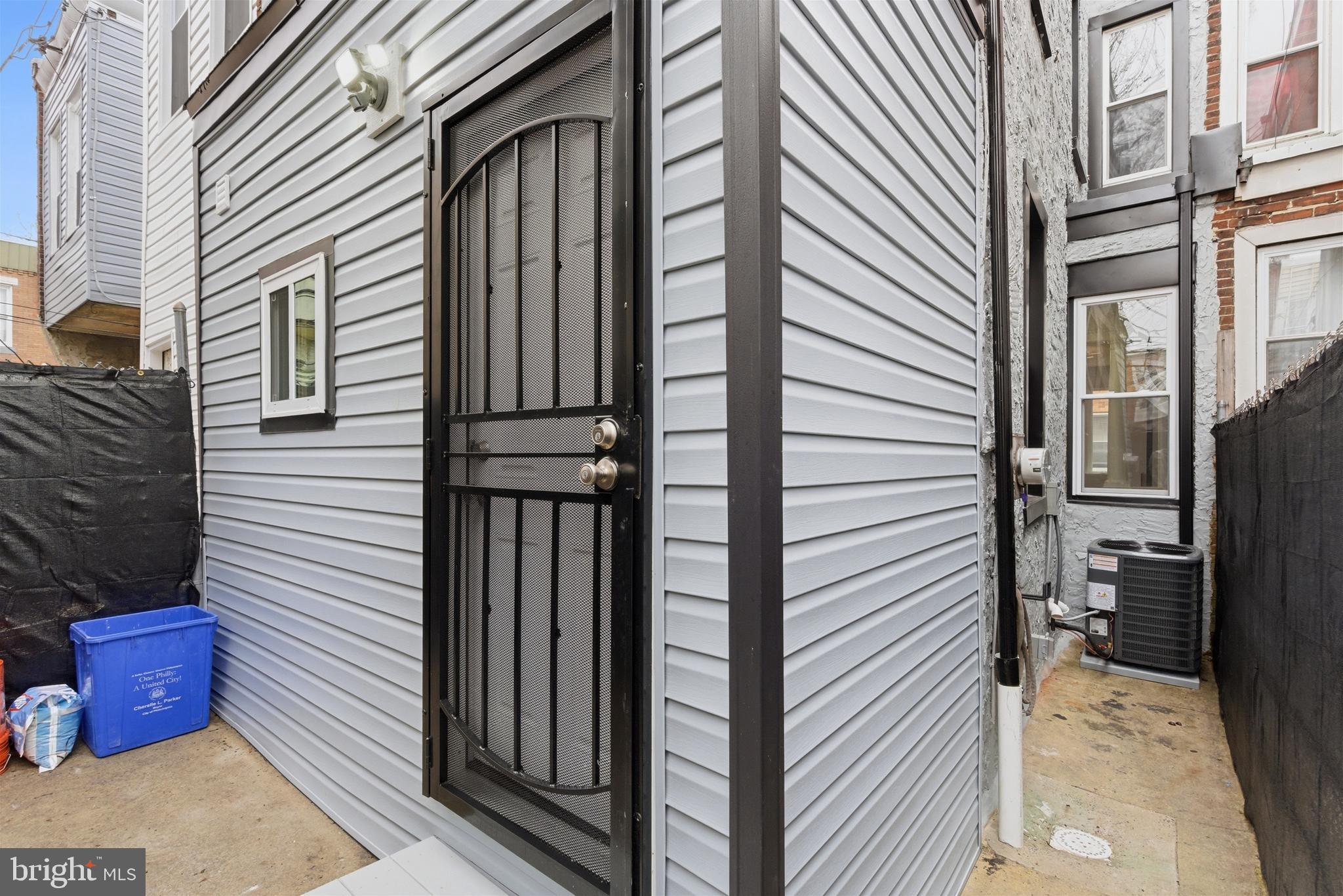 2644 North Myrtlewood Street Philadelphia, PA 19132 - Photo 32 of 34