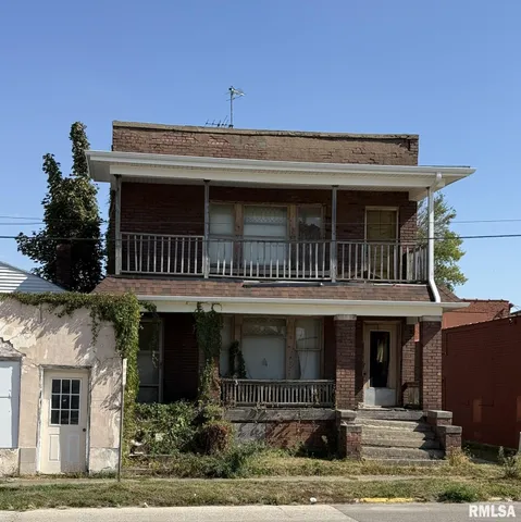 $39,900 | 39 South Chambers Street, Galesburg, IL 61401