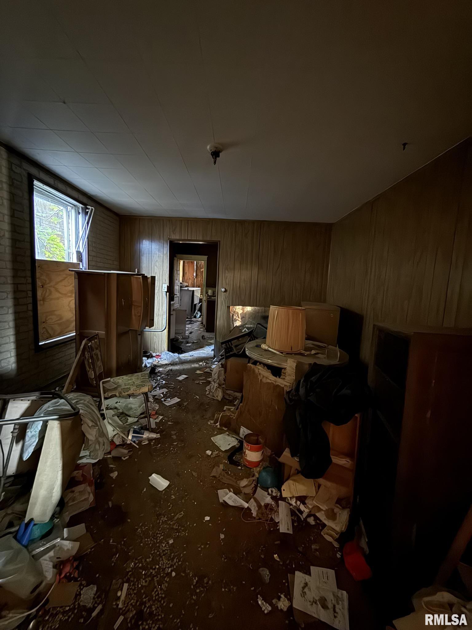 39 South Chambers Street Galesburg, IL 61401 - Photo 10 of 22