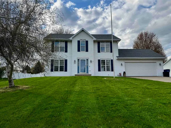 $410,000 | 2861 Hawks Nest Trail, Green Bay, WI 54313