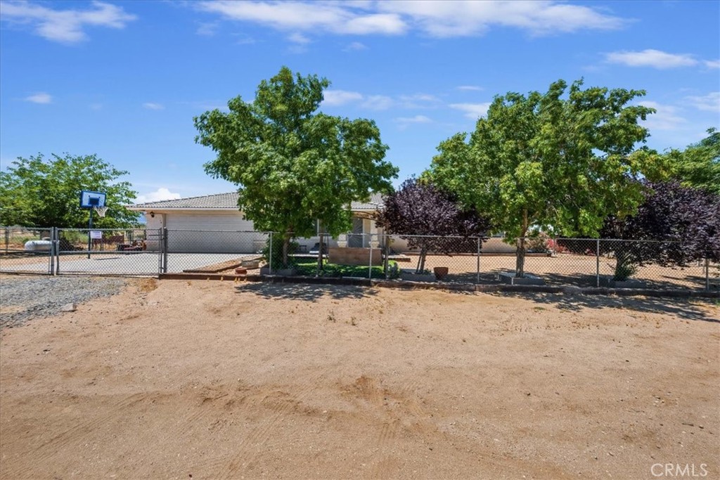 11362 Sonora Road Phelan, CA 92371 - Photo 42 of 43