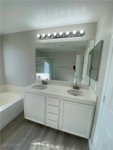 $1,900 | 9884 Gold Pan Court, Las Vegas, NV 89183