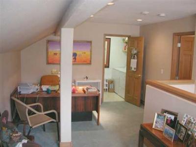 676 Main Street, Unit 676 Minturn, CO 81645 - Photo 4 of 8 a workspace with furniture and window