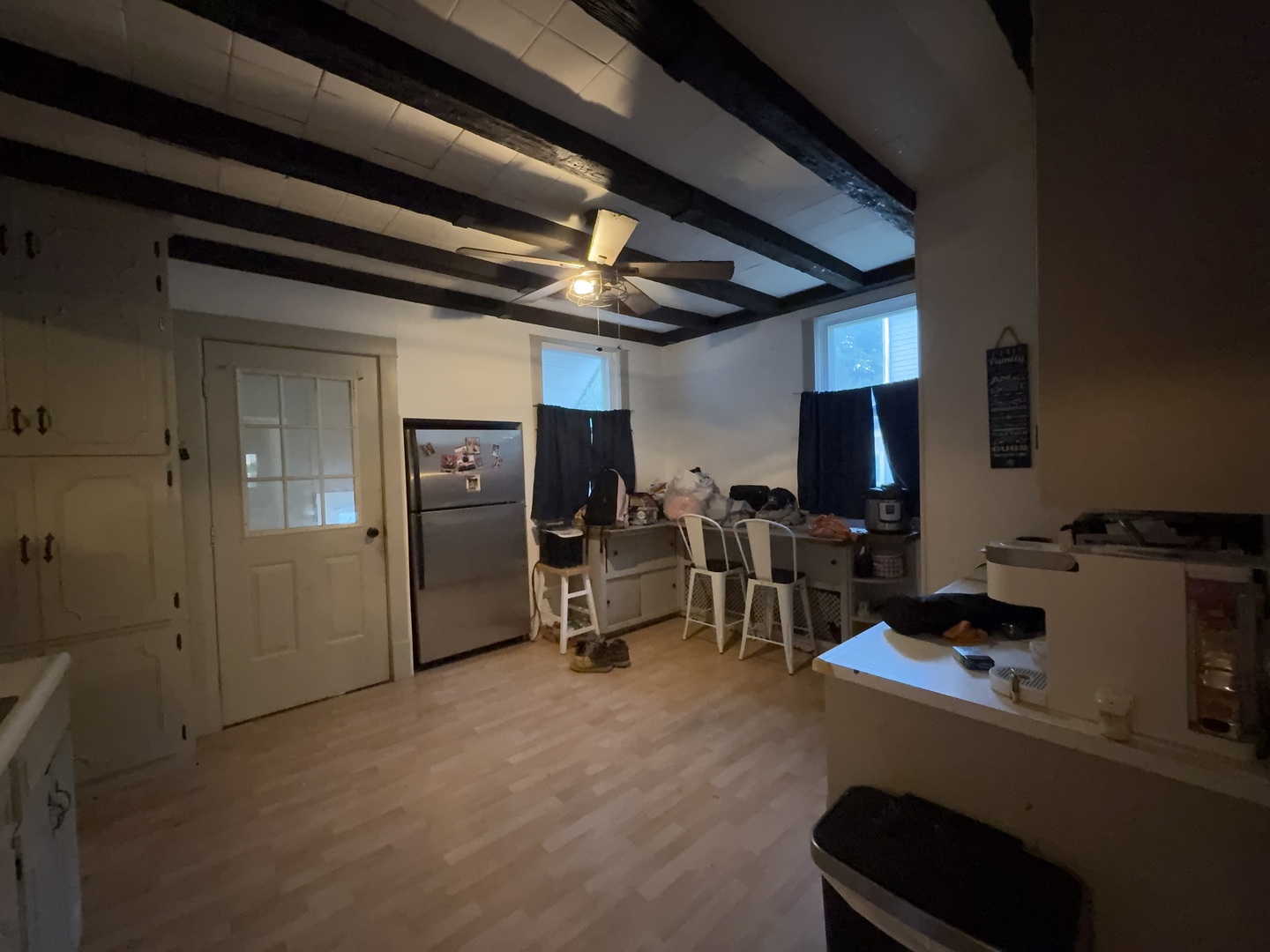 533 South 4th Street Watseka, IL 60970 - Photo 16 of 24 a room with furniture and gym equipment