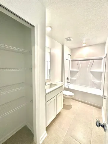 $2,200 | 1029 Harold Pass, Lake Wales, FL 33859