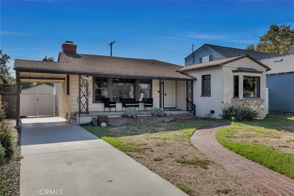 $1,125,000 | 141 South Beachwood Drive, Burbank, CA 91506