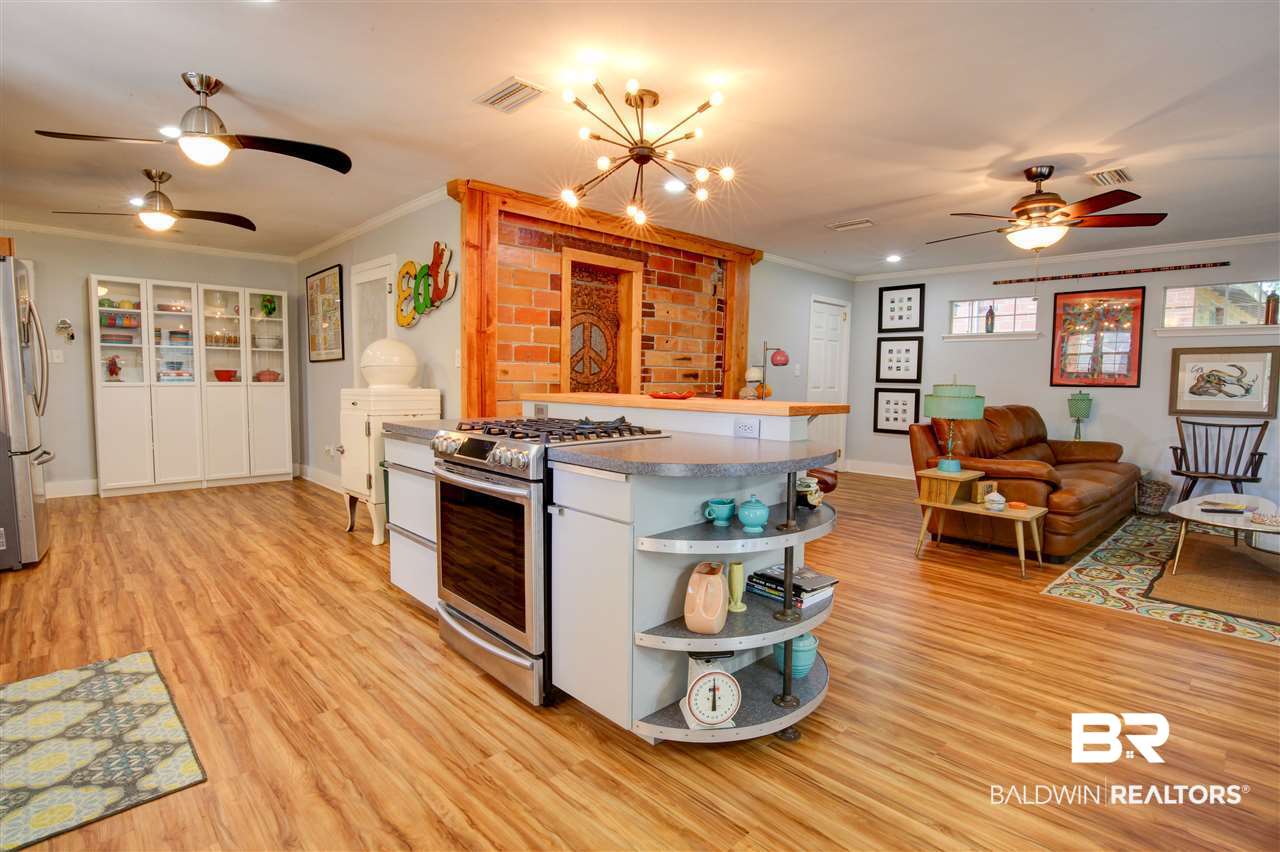 206 Orange Avenue Fairhope, AL 36532 - Photo 11 of 32