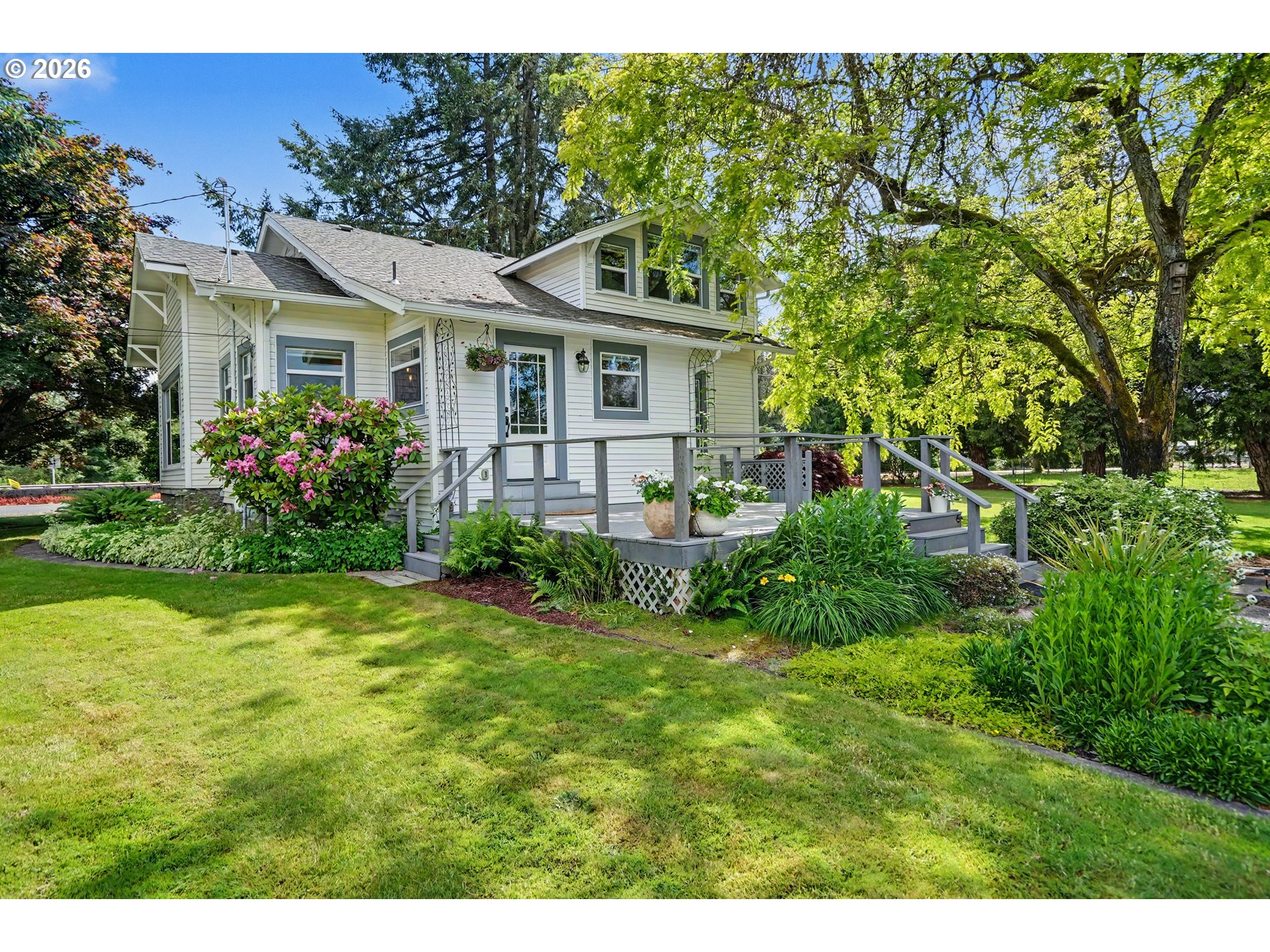 15055 Southeast Foster Road Dayton, OR 97114 - Photo 2 of 47 a front view of house with yard and green space
