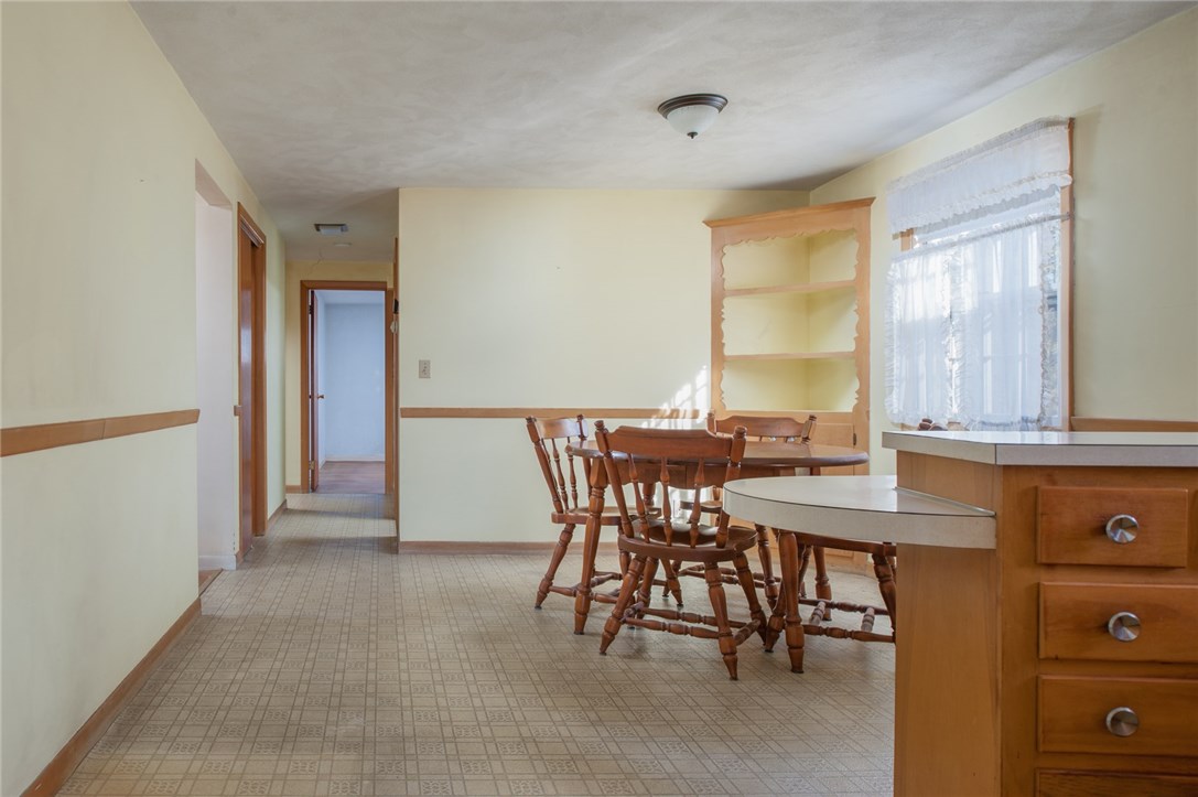 136 Larchmont Road Warwick, RI 02886 - Photo 14 of 18