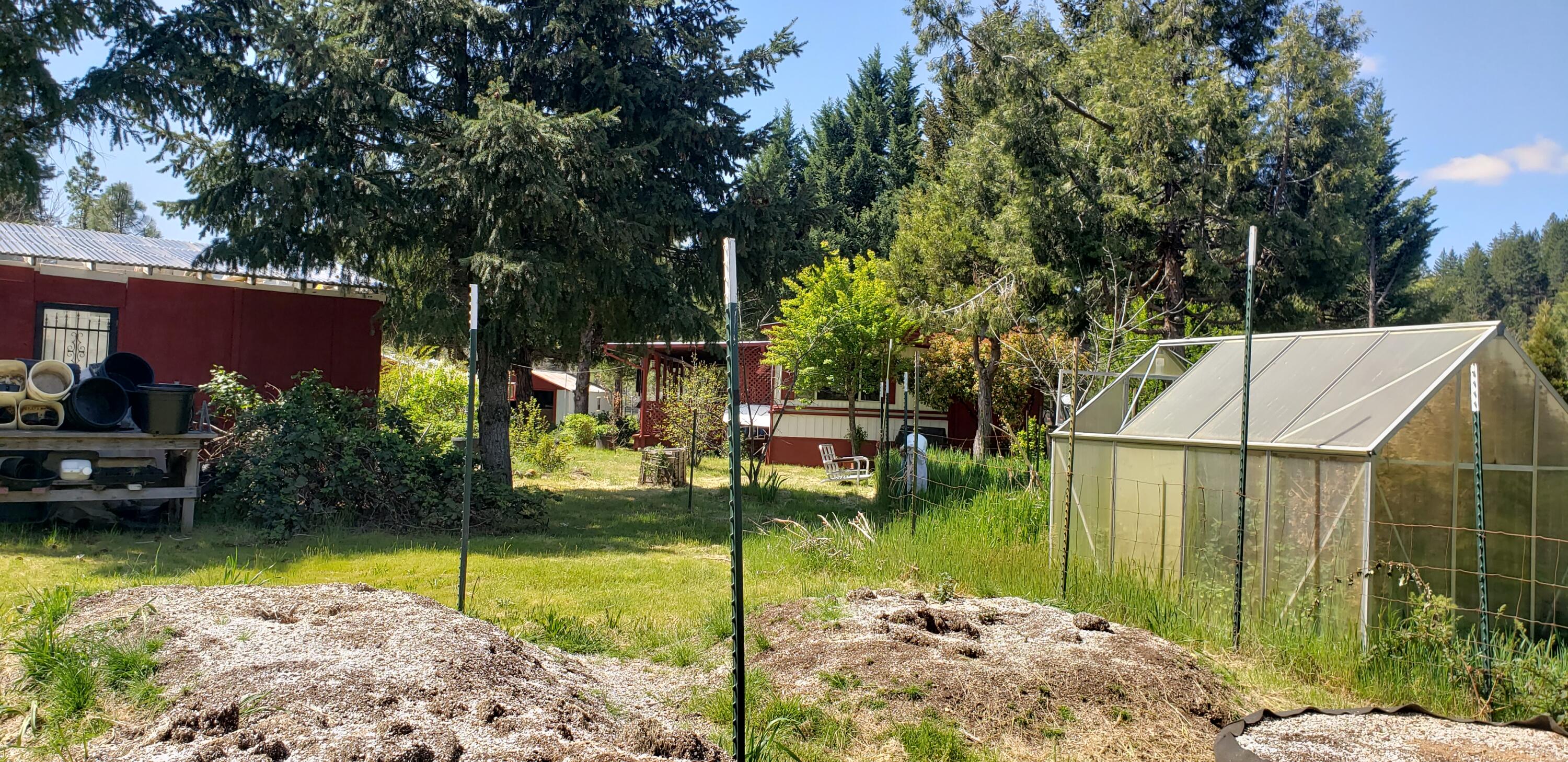 280 Turner Road Cave Junction, OR 97523 - Photo 3 of 38 Greenhouse.