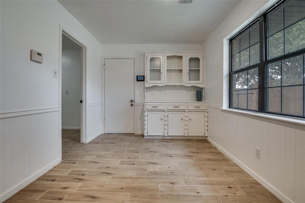 6115 Red Bird Court Dallas, TX 75232 - Photo 13 of 28