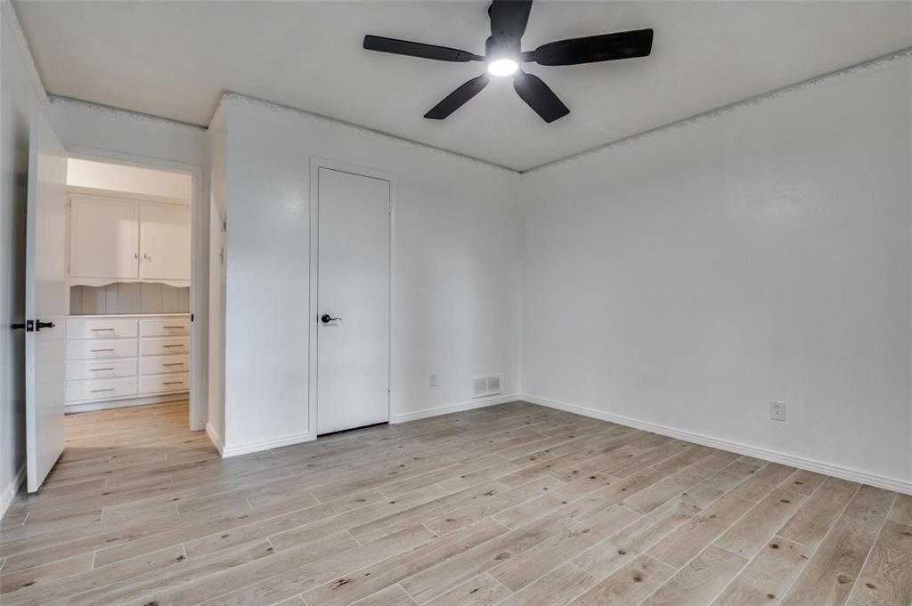 6115 Red Bird Court Dallas, TX 75232 - Photo 18 of 28