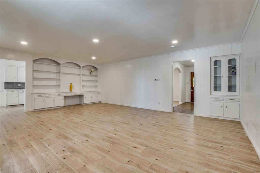 6115 Red Bird Court Dallas, TX 75232 - Photo 7 of 28