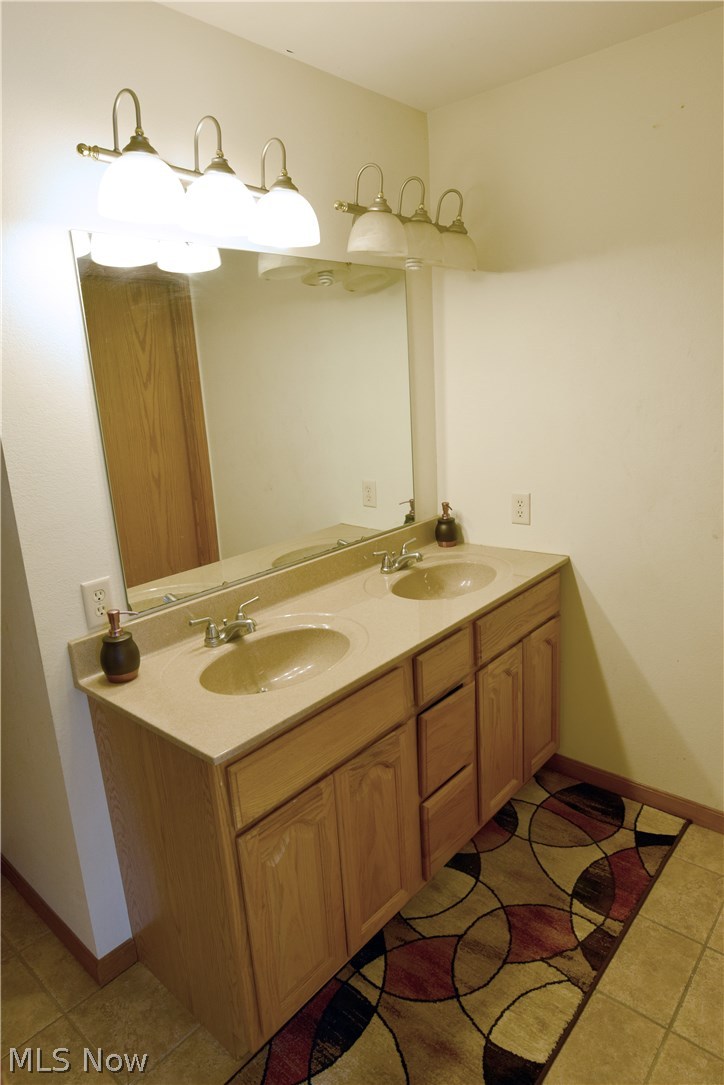 1530 Tait Road Warren, OH 44481 - Photo 24 of 35 Gallery Image 24