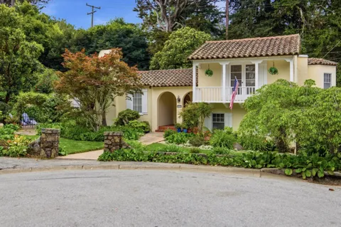 $4,300,000 | 901 Glen Way, Hillsborough, CA 94010