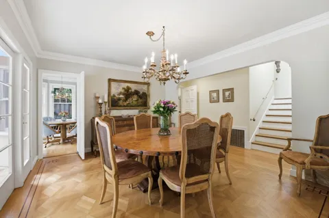 $4,300,000 | 901 Glen Way, Hillsborough, CA 94010