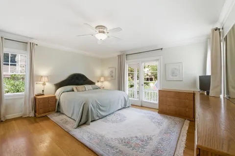 $4,300,000 | 901 Glen Way, Hillsborough, CA 94010