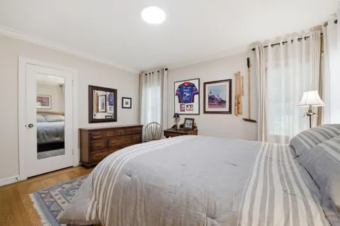 $4,300,000 | 901 Glen Way, Hillsborough, CA 94010