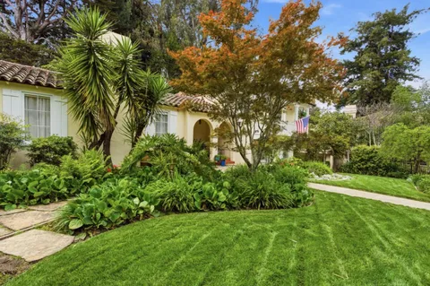 $4,300,000 | 901 Glen Way, Hillsborough, CA 94010