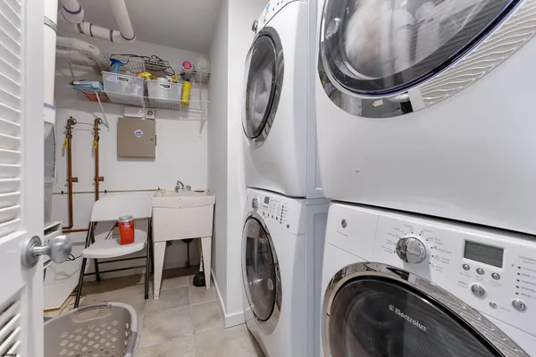 $3,000 | 7600 Bayshore Drive, Unit WINTER, Margate City, NJ 08402