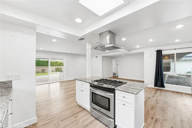 $1,098,000 | 1056 North Shaffer Street, Orange, CA 92867