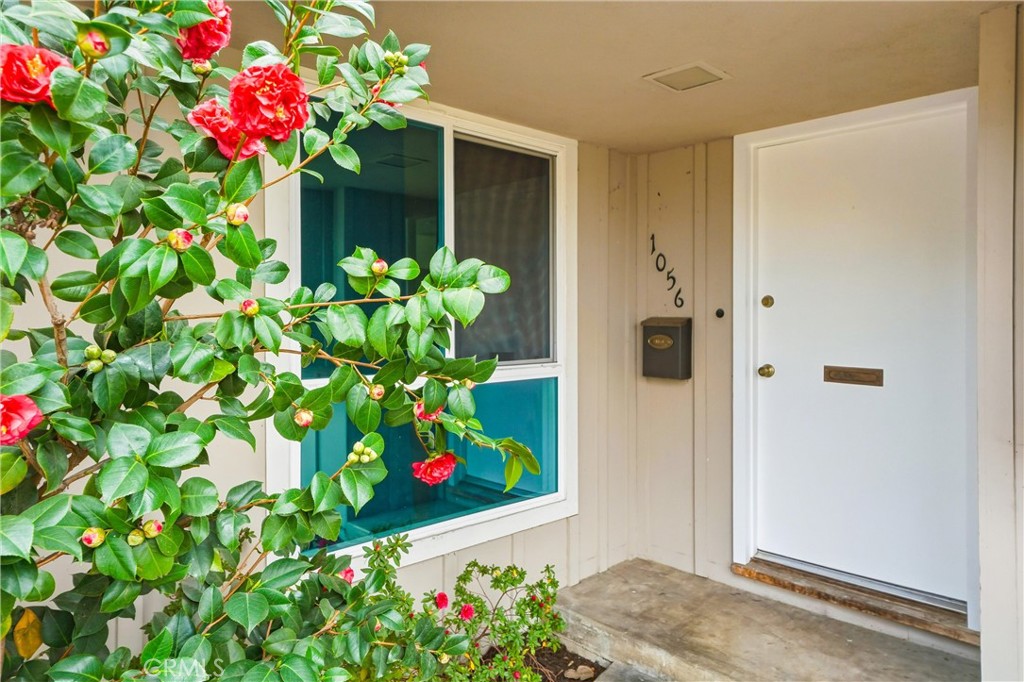 1056 North Shaffer Street Orange, CA 92867 - Photo 6 of 34