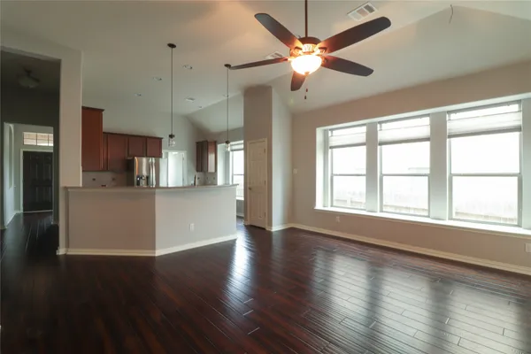 $2,100 | 528 Loma Cedro Bend, Leander, TX 78641