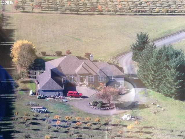 20010 Southwest Seiffert Road Sherwood, OR 97140 - Photo 2 of 16 Gallery Image 2