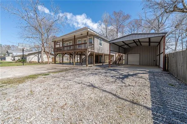 $289,000 | 164 Chuck Davis Lane, Marksville, LA 71351