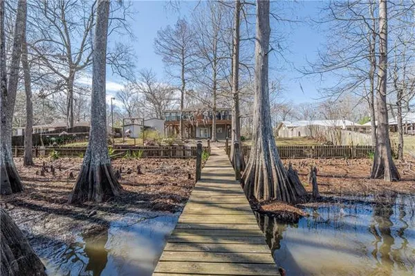 $289,000 | 164 Chuck Davis Lane, Marksville, LA 71351