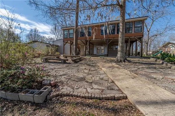 $289,000 | 164 Chuck Davis Lane, Marksville, LA 71351