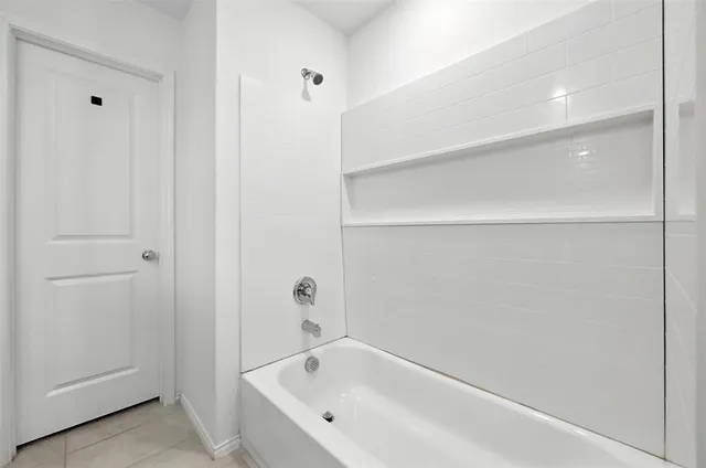 $2,000 | 2733 Slatewood Drive, Fort Worth, TX 76179