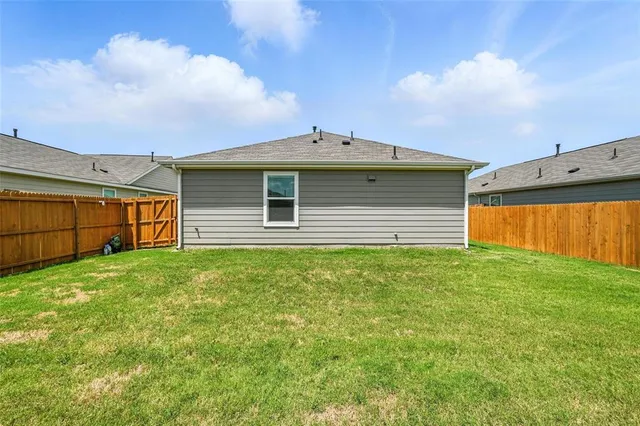 $2,000 | 2733 Slatewood Drive, Fort Worth, TX 76179