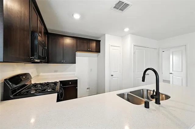 $2,000 | 2733 Slatewood Drive, Fort Worth, TX 76179